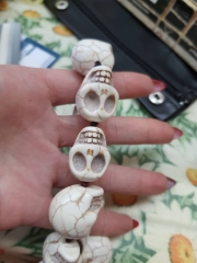 117 pcs 20-25mm 3D Skull turquoise  Stone  Skeleton Carved  pendant-earrings -focal 16inch strand